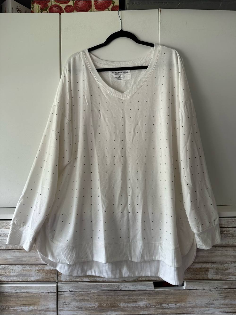 ✨ The Sweatshirt Project White Rhinestone Sweatshirt 2X